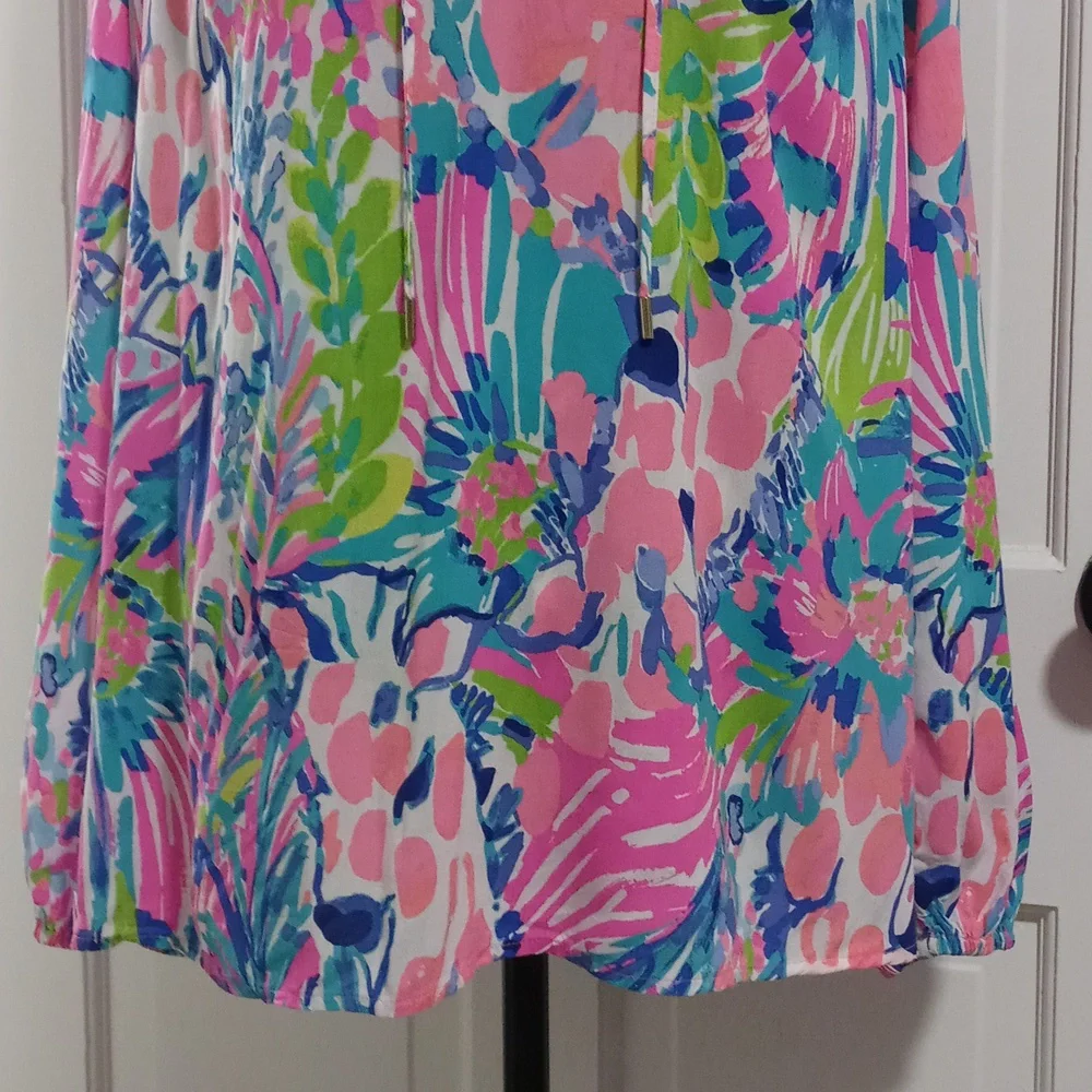 🔴SOLD🔴🦒VERY HTF Lilly Pulitzer🦒 - Willa Top - Picture 8 of 16